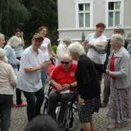 Jednak pamiętają o staruszkach