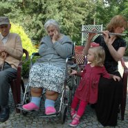 Jednak pamiętają o staruszkach